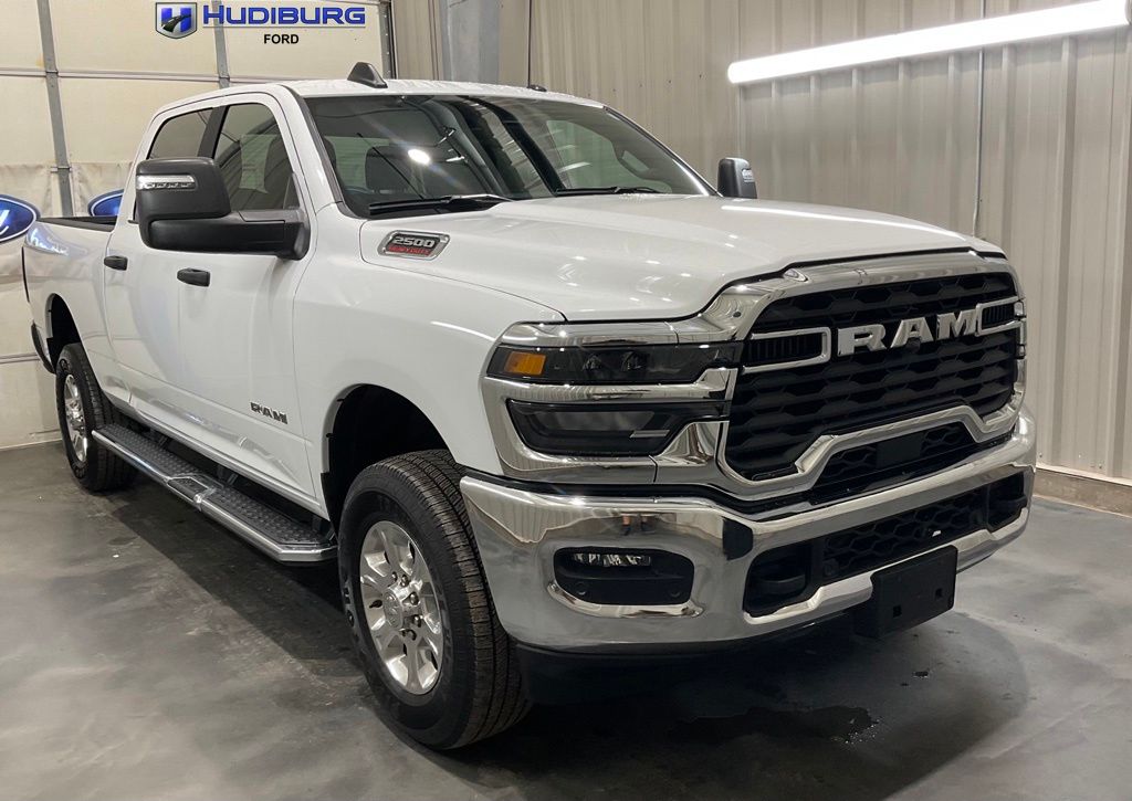 2026 RAM 2500 Big Horn Crew Cab 4WD