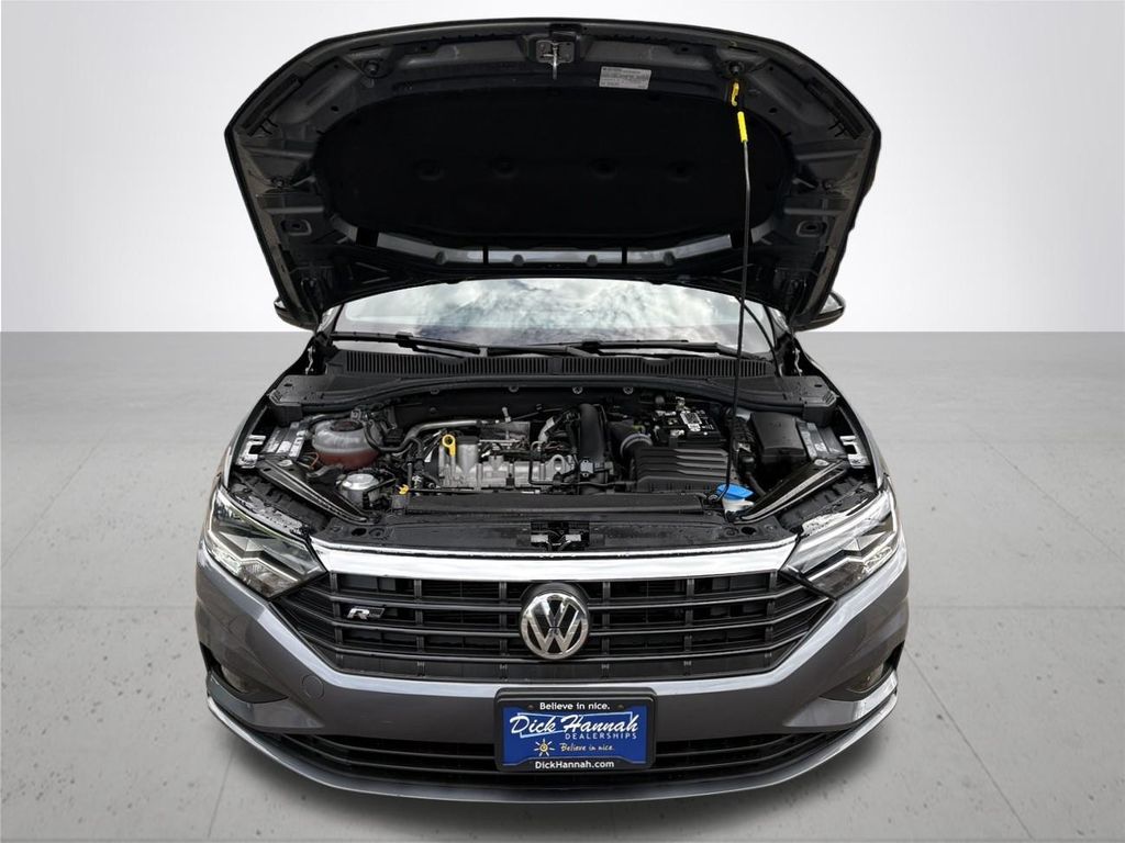 2021 Volkswagen Jetta R-Line