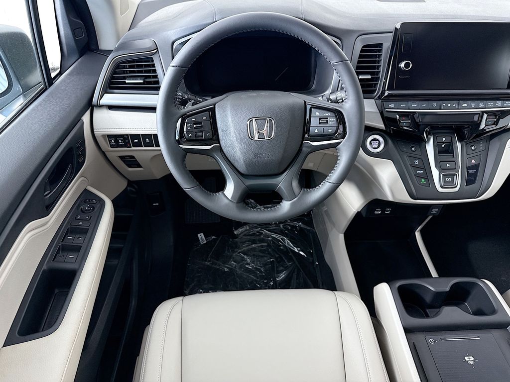 New 2026 Silver Honda EX-L image 10