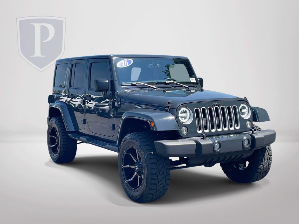 2016 Jeep Wrangler Unlimited Sahara