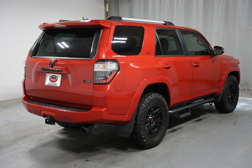 2022 Toyota 4Runner SR5 8
