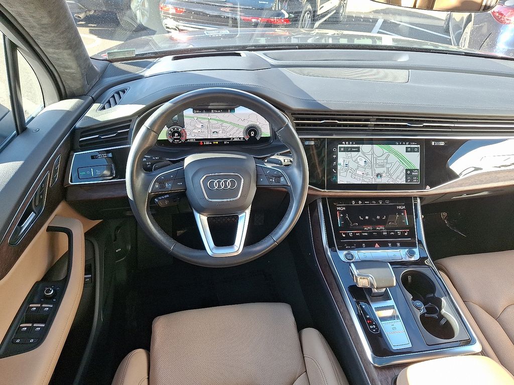 Thumbnail: 2022 Audi Q7 - 11