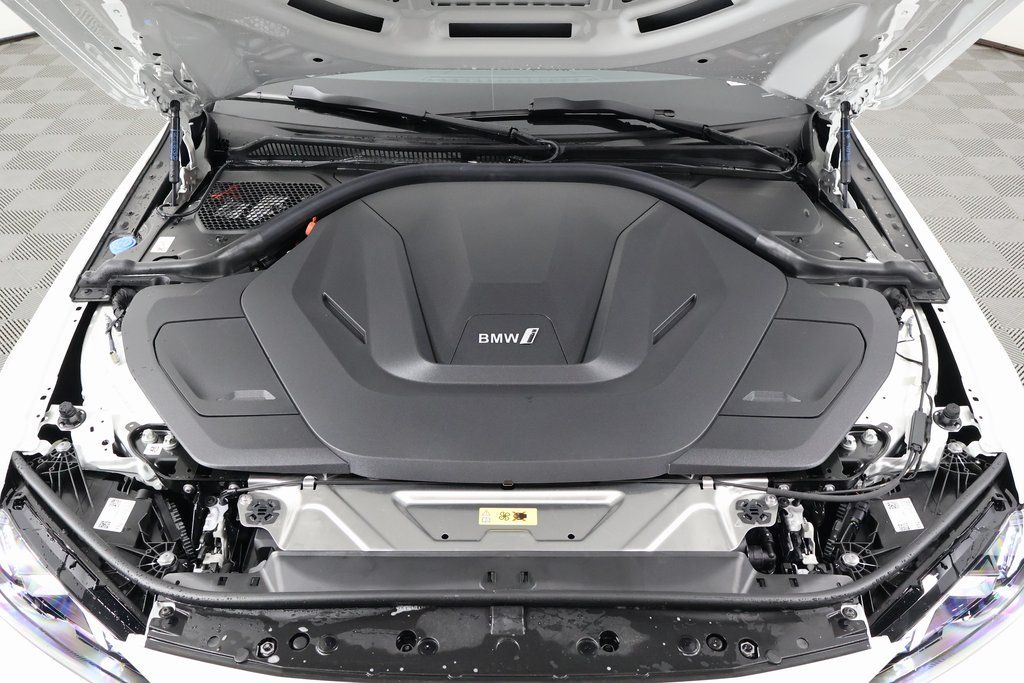 Thumbnail: 2026 BMW i4 - 9