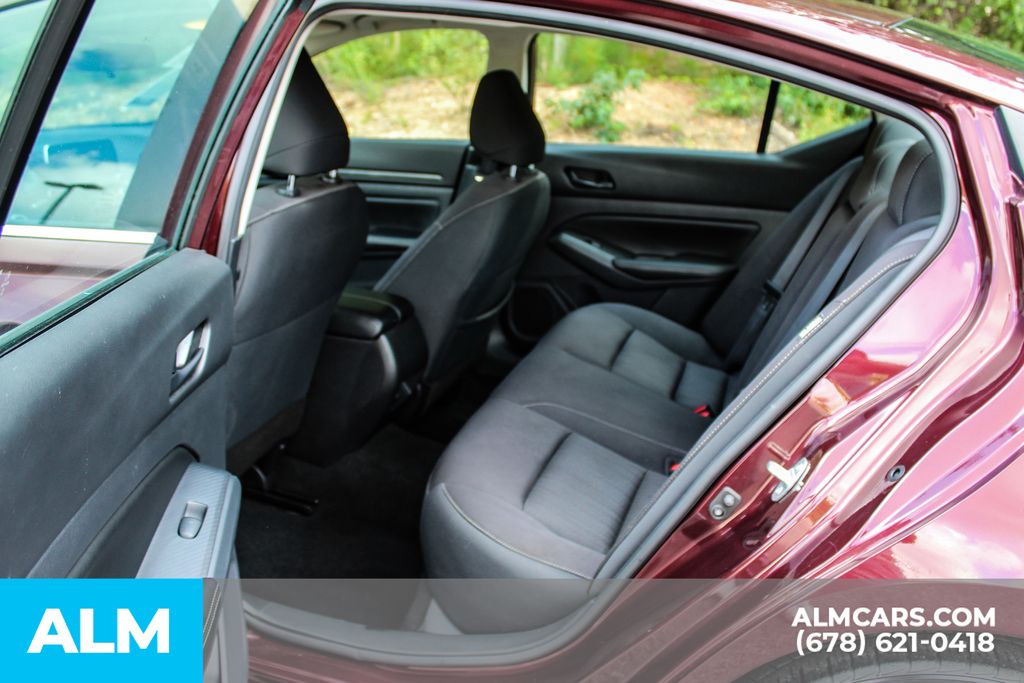 Used 2024 Red Nissan 2.5 SV image 17