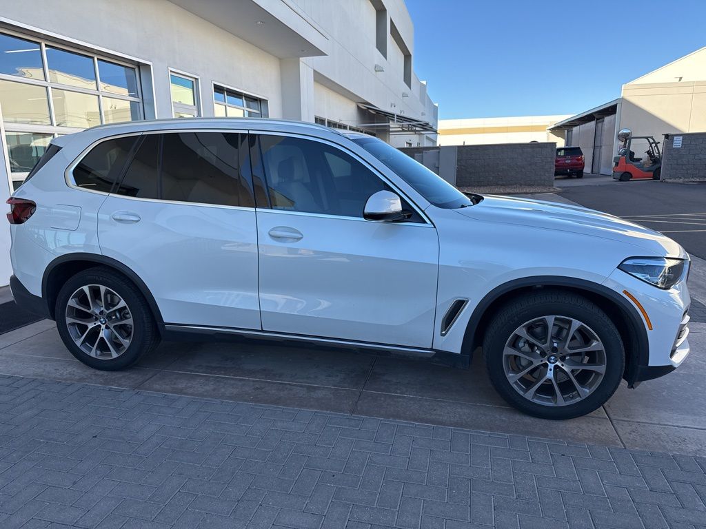 Thumbnail: 2022 BMW X5 - 4