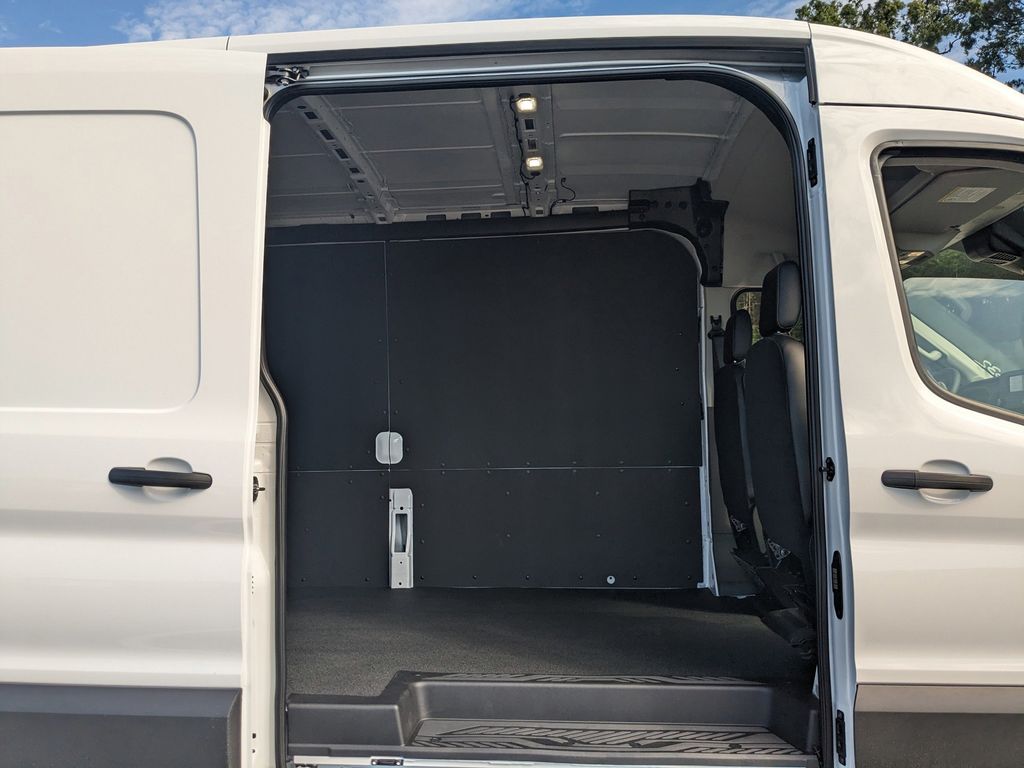 2025 Ford Transit-250 Cargo Van 