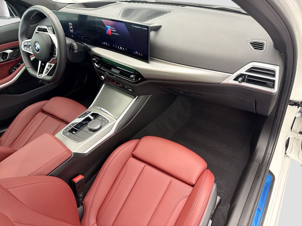 Thumbnail: 2025 BMW 3 Series - 16