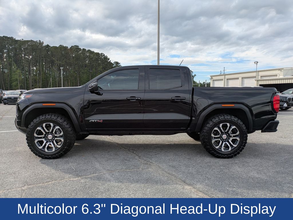 2024 GMC Canyon 4WD AT4