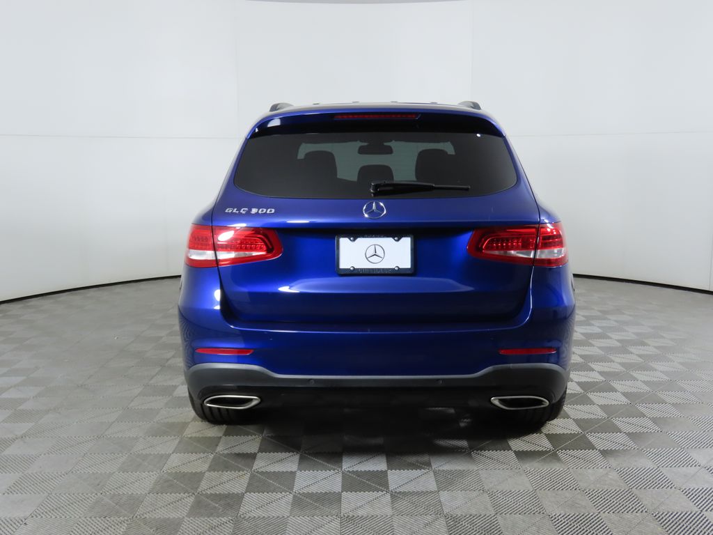2019 Mercedes-Benz GLC 300 6