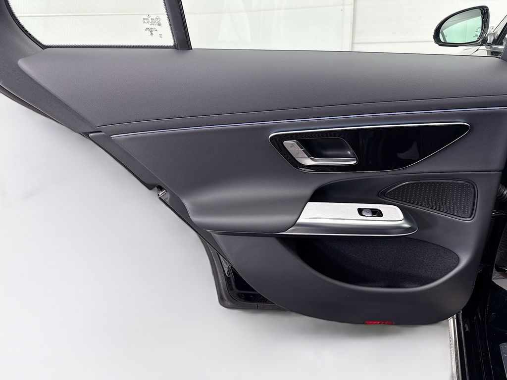 Thumbnail: 2025 Mercedes-Benz E-Class - 25