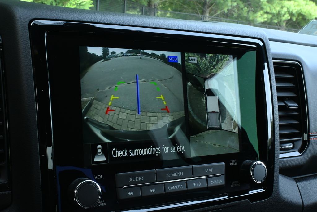 Thumbnail: 2023 Nissan Frontier - 23