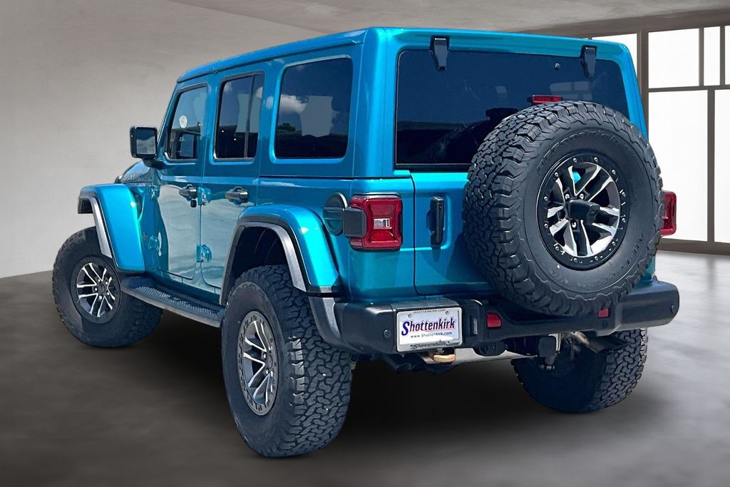 Used 2024 Jeep Wrangler SUV