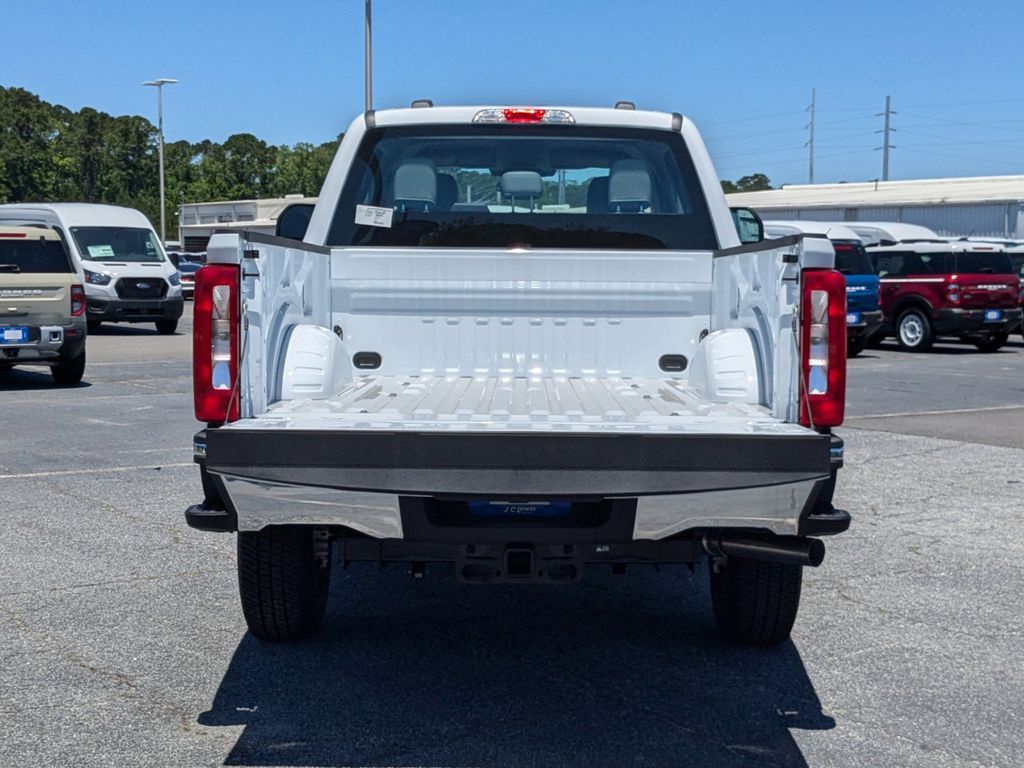 2025 Ford F-250 Super Duty XL