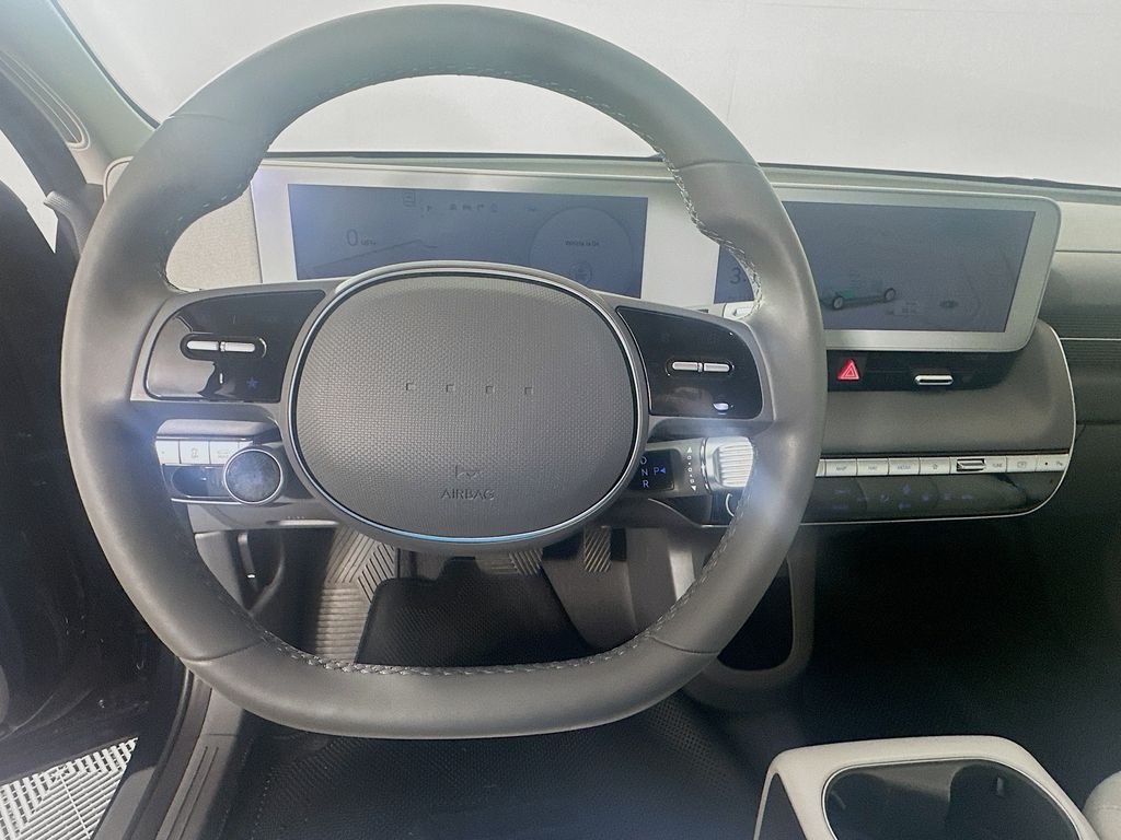 Thumbnail: 2022 Hyundai Ioniq 5 - 11