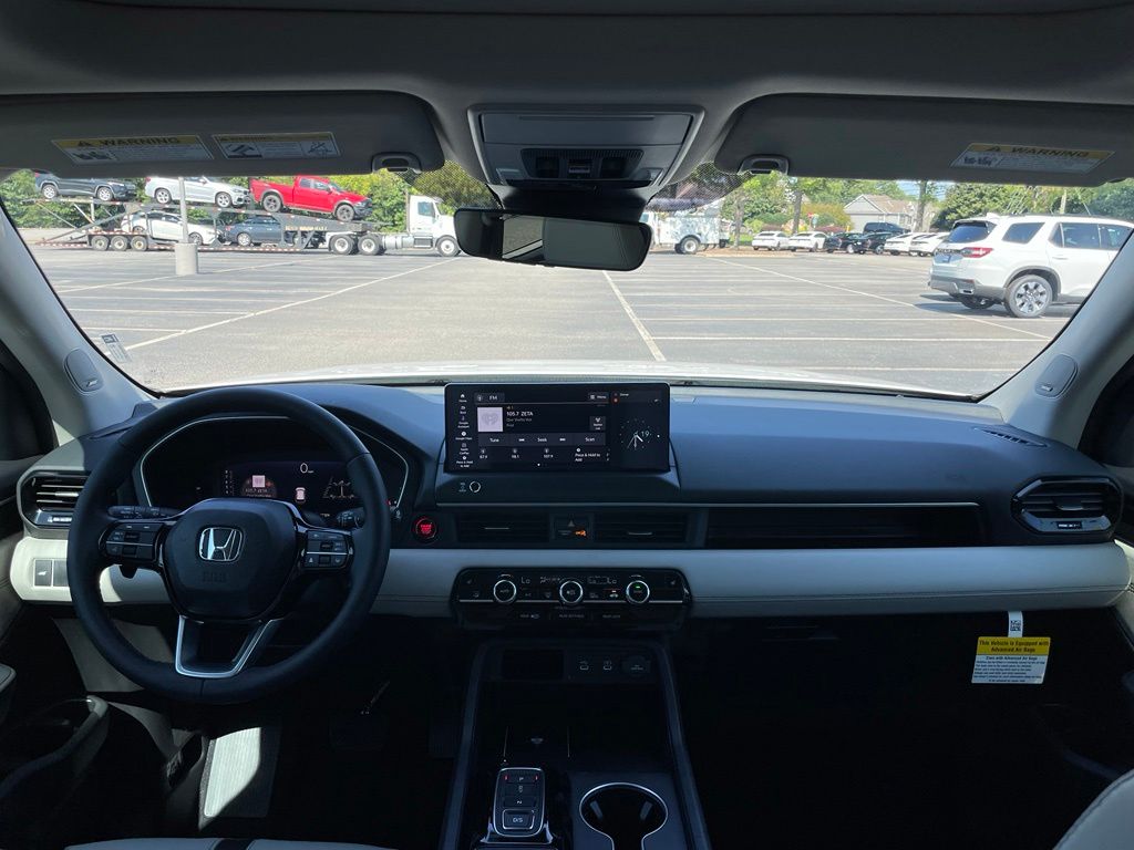 Thumbnail: 2026 Honda Pilot - 10