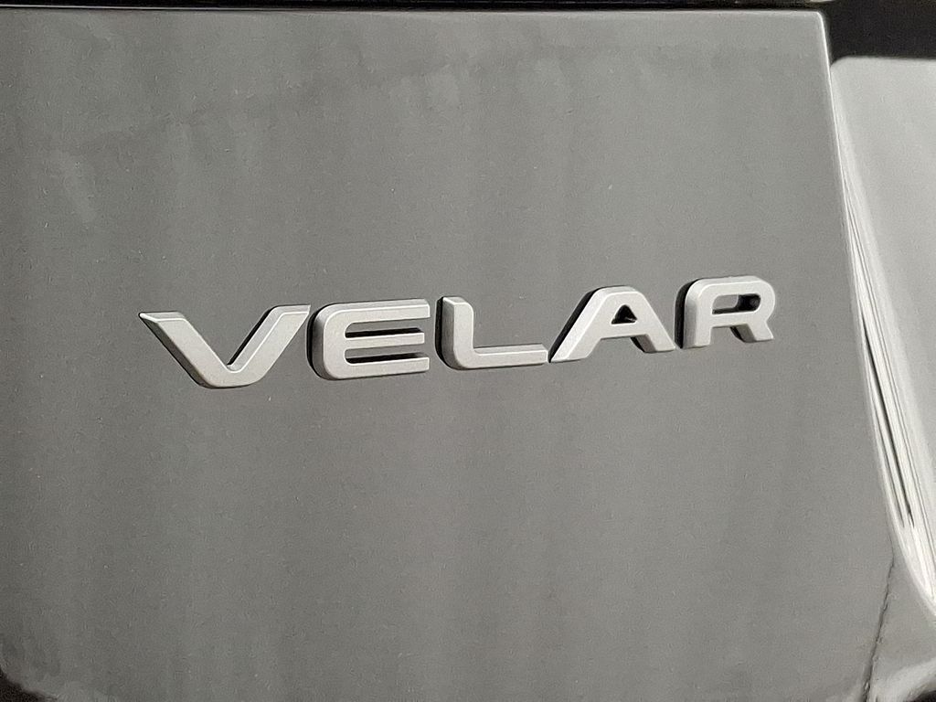 2026 Land Rover Range Rover Velar S 20