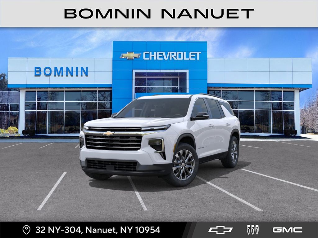 Summit White 2026 Chevrolet Traverse SUV / Crossover Four-Wheel Drive 8-Speed Automatic