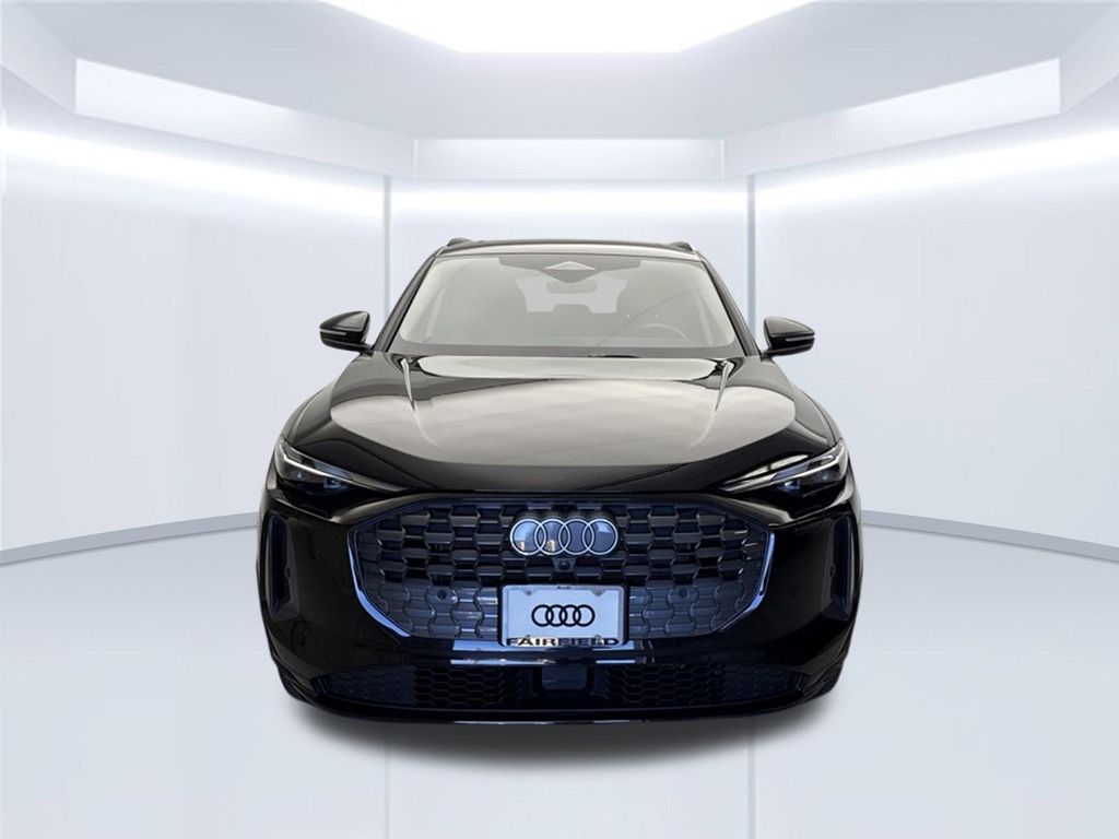 Thumbnail: 2025 Audi Q5 - 11