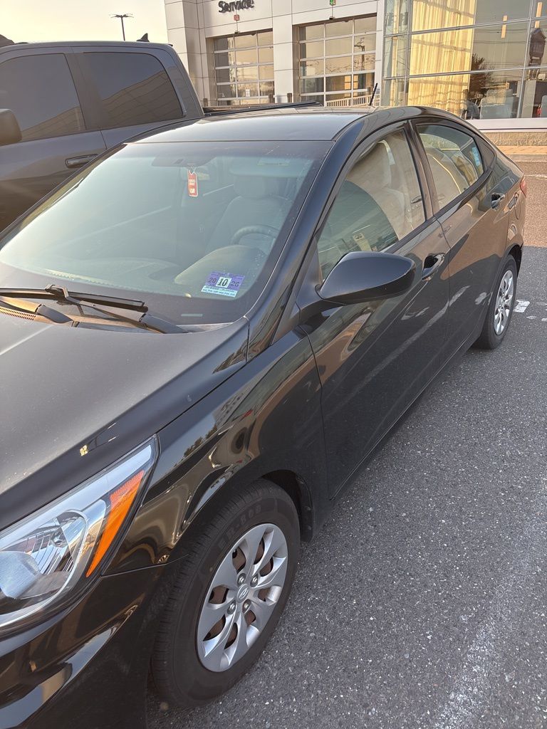 2017 Hyundai Accent SE Sedan FWD