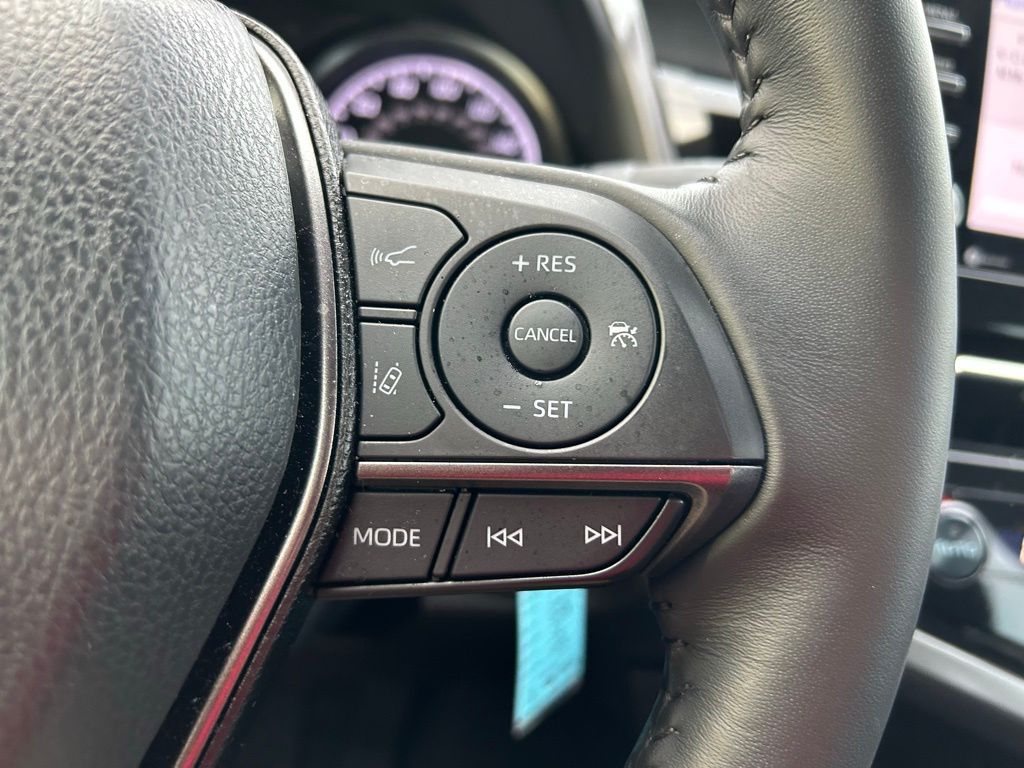 Thumbnail: 2024 Toyota Camry - 18