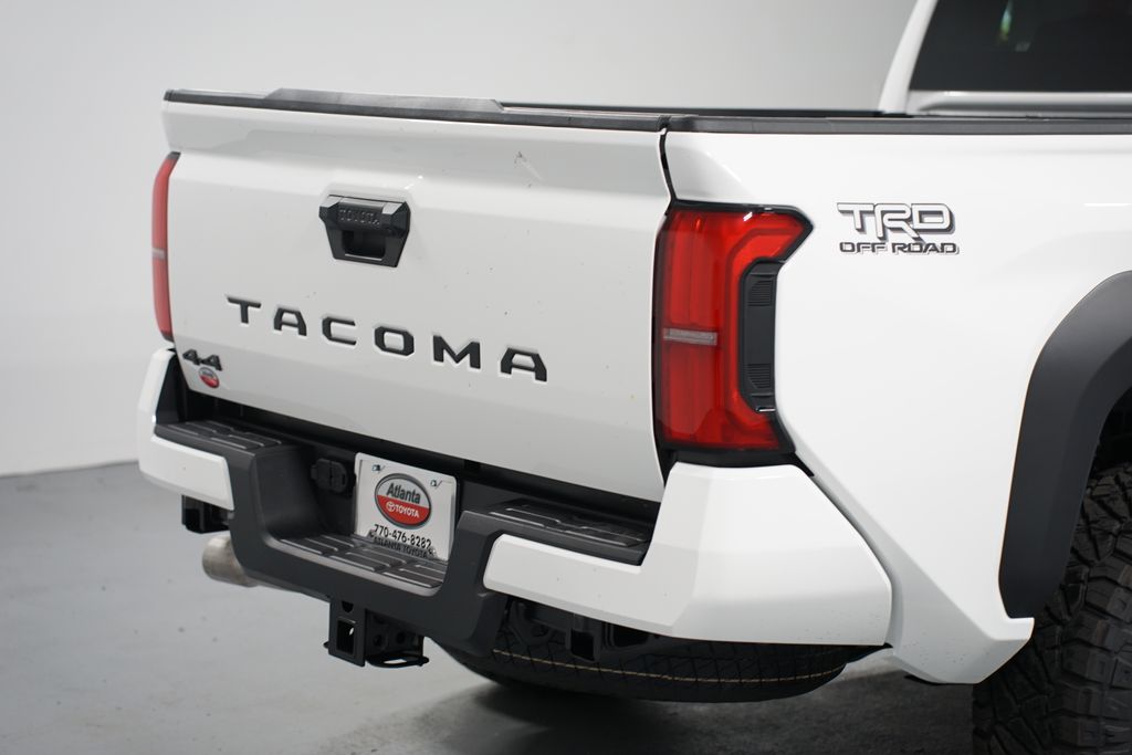 Thumbnail: 2025 Toyota Tacoma - 9
