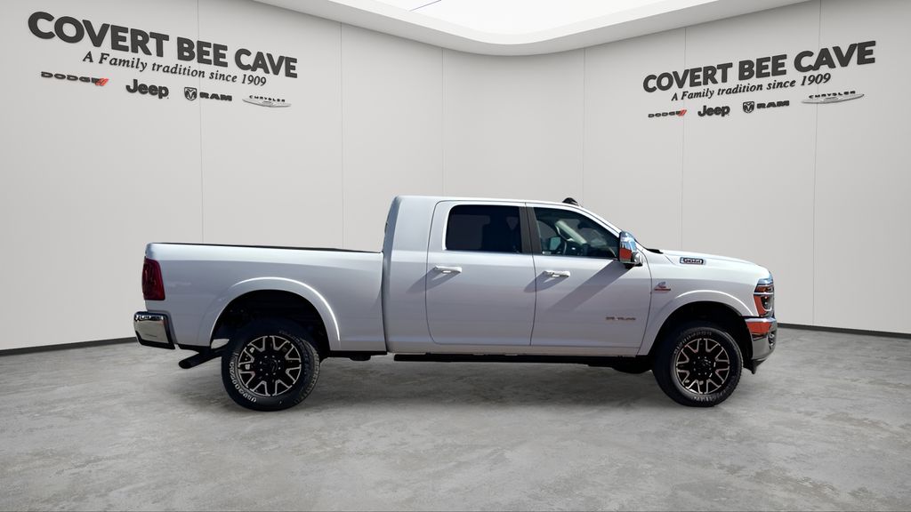 New 2026 White Ram Limited image 11