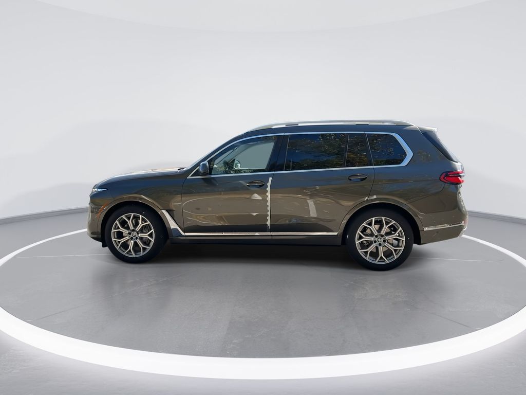 2025 BMW X7 xDrive40i 5