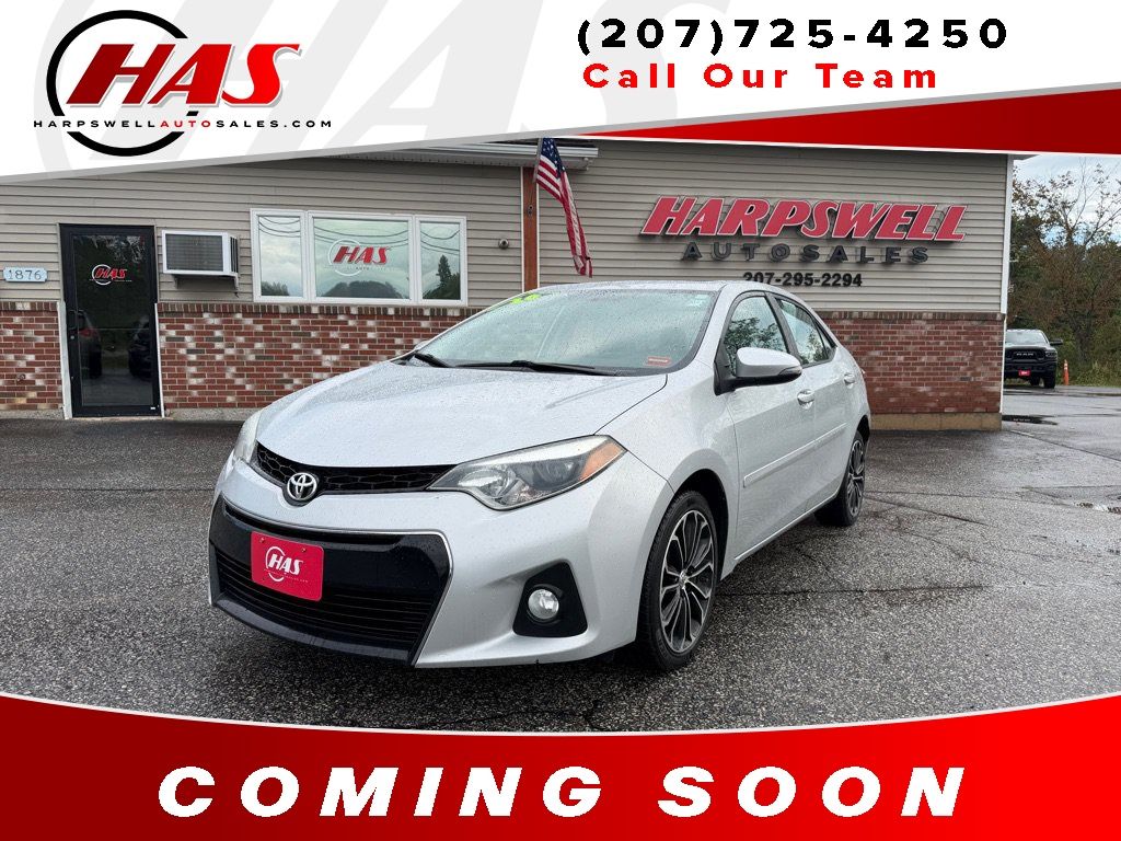 2016 Toyota Corolla Plata (Classic Silver Metallic) Sedán Tracción delantera 6 velocidades Manual