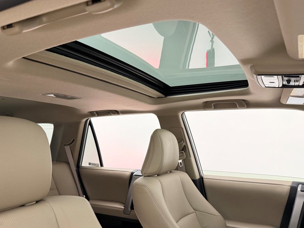 Thumbnail: 2023 Toyota 4Runner - 13