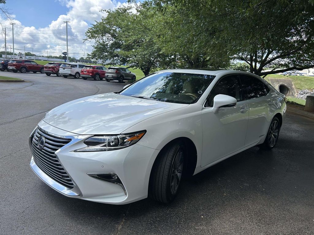 Used 2018 Lexus ES Sedan