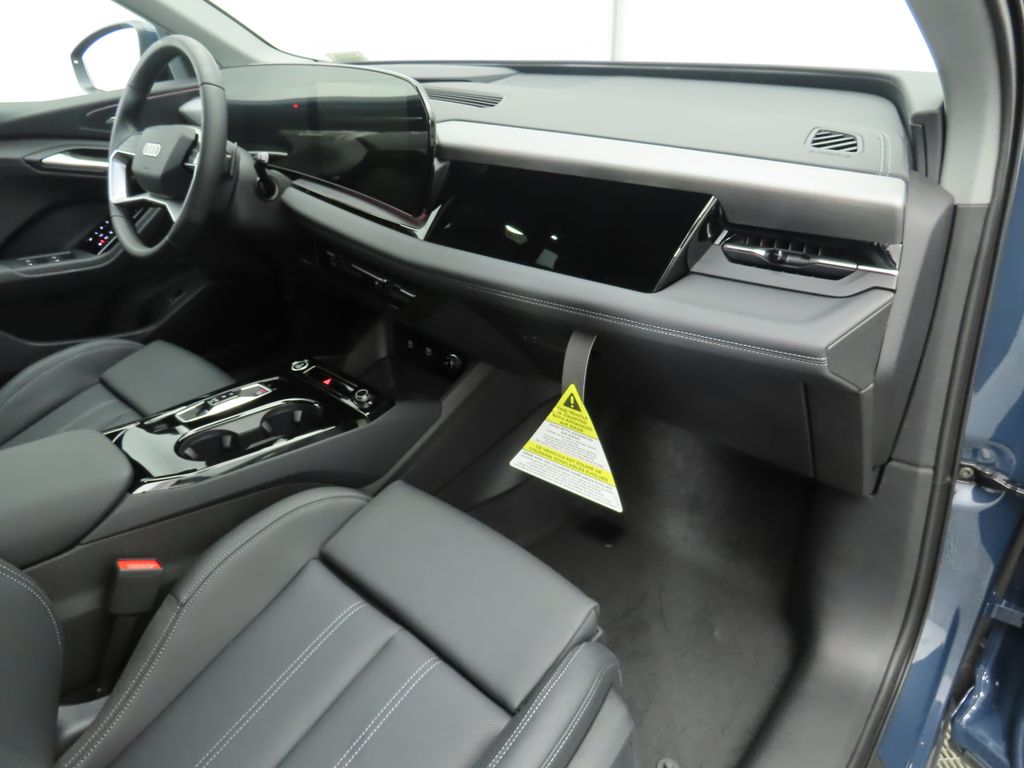 Thumbnail: 2025 Audi Q6 e-tron - 19