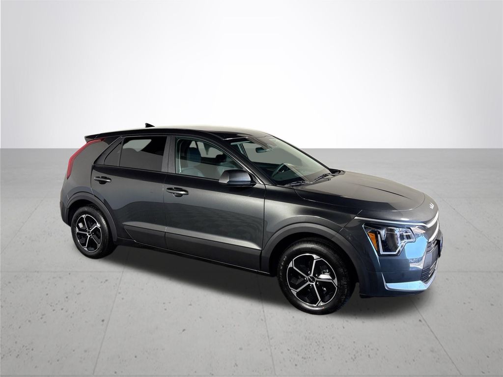 2026 Kia Niro LX