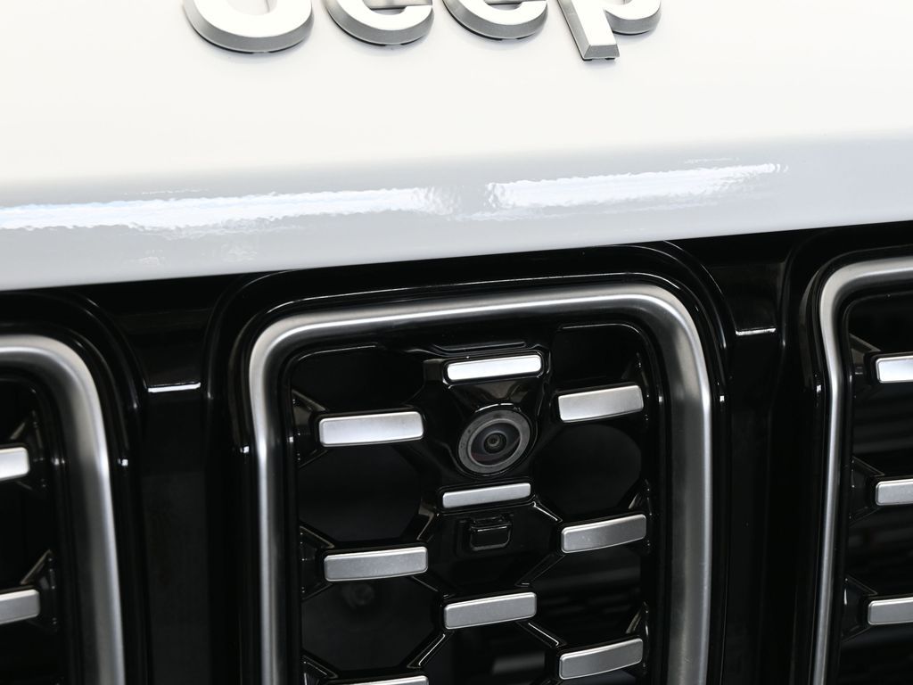 New 2025 Bright White Clearcoat Jeep Summit image 69