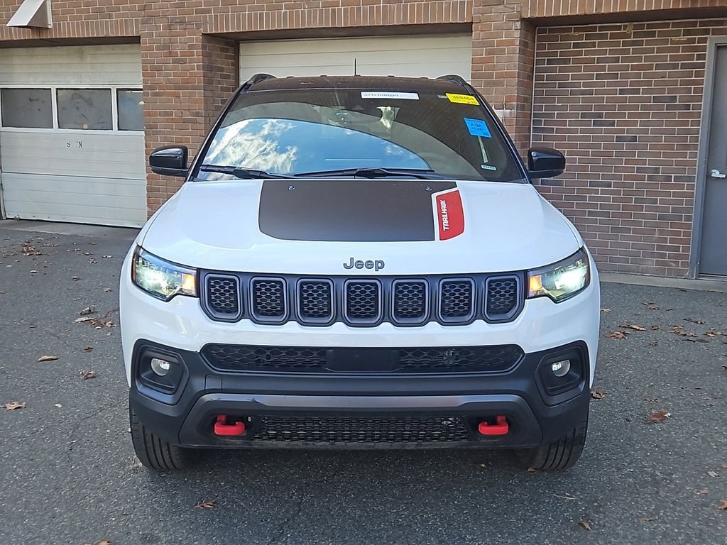 2023 Jeep Compass Trailhawk photo