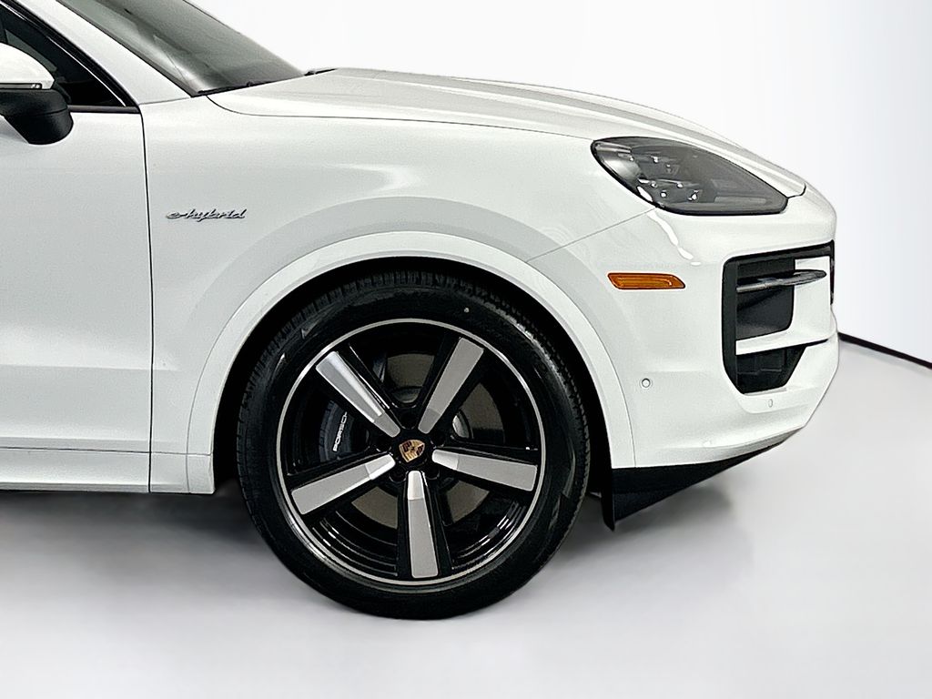 Thumbnail: 2026 Porsche Cayenne - 11