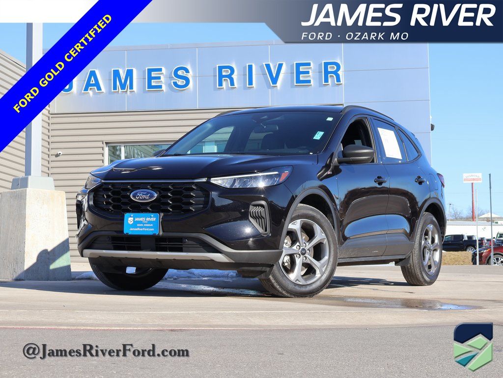 2025 Ford Escape ST-Line AWD
