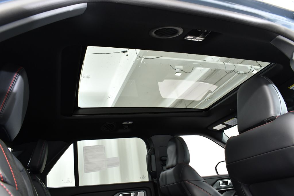 New 2026 Blue Ford ST image 19