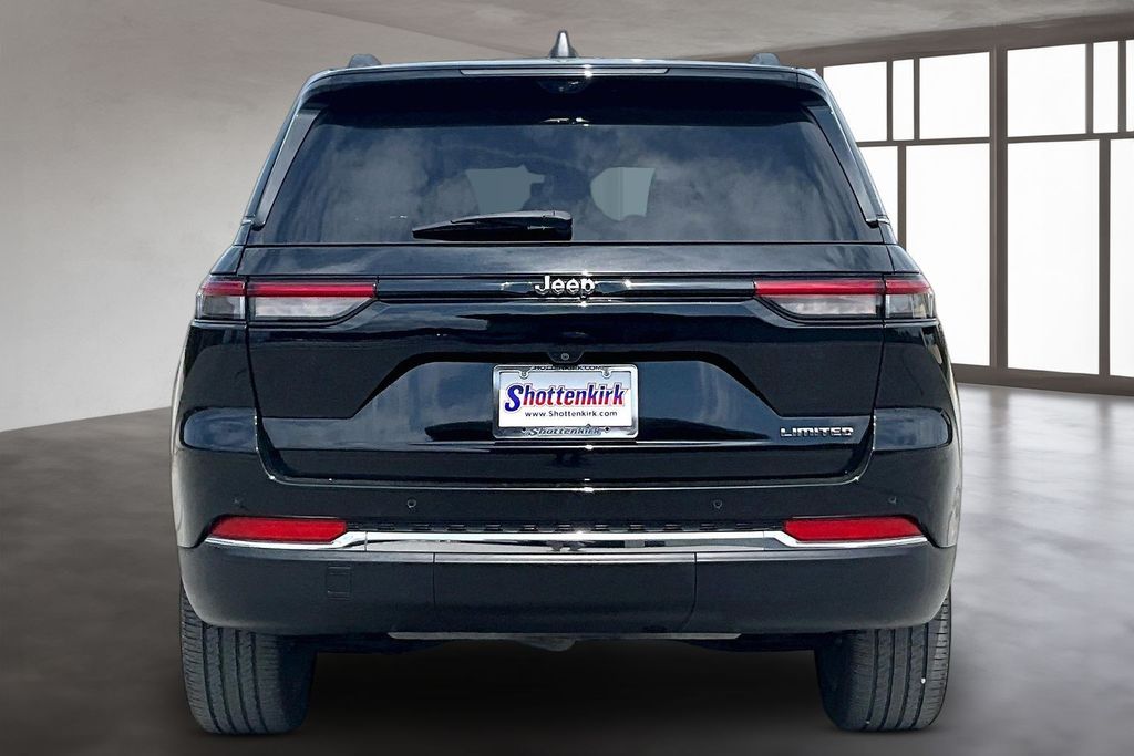 Used 2023 Jeep Grand Cherokee SUV