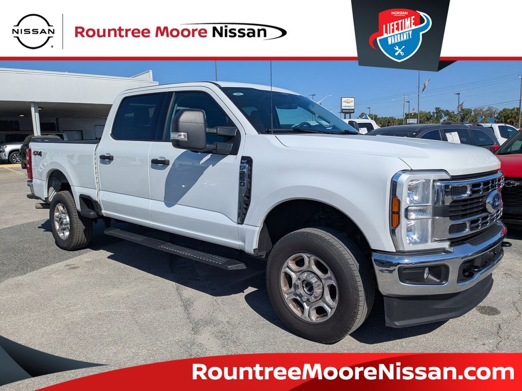 2025 Ford F-250 Super Duty XLT Crew Cab 4WD