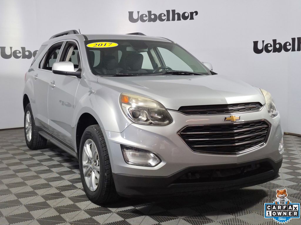 Silver Ice Metallic 2017 Chevrolet Equinox SUV / Crossover Front-Wheel Drive 6-Speed Automatic Overdrive