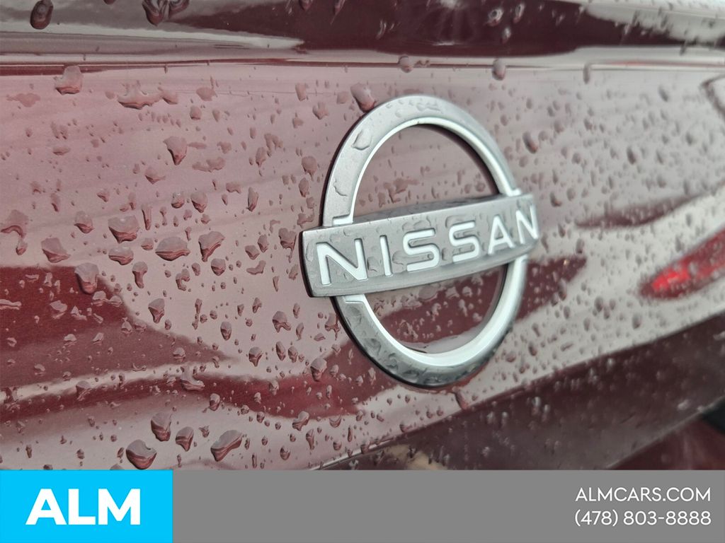 Used 2025 Red Nissan 2.5 SV image 11