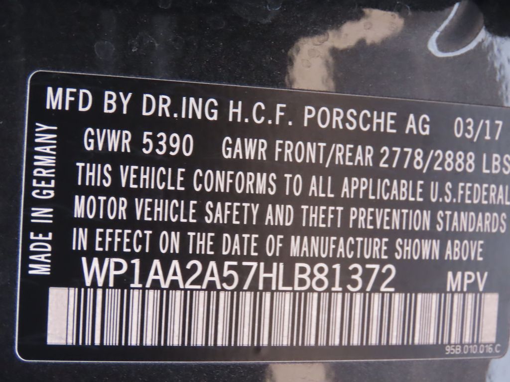 Thumbnail: 2017 Porsche Macan - 21