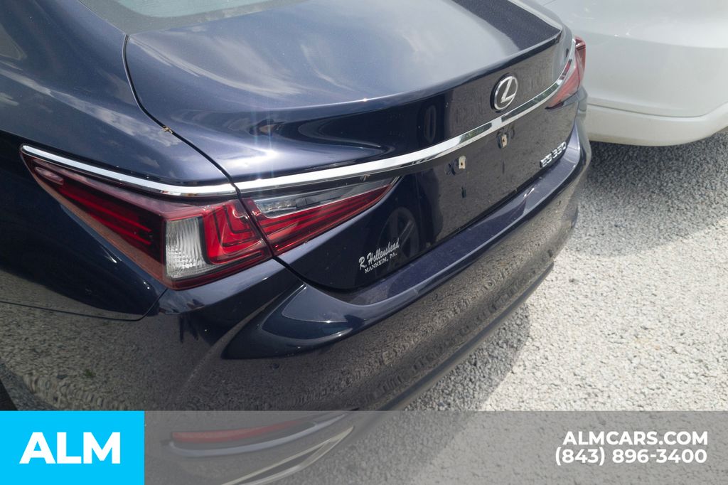 Used 2020 Blue Lexus 350 image 8