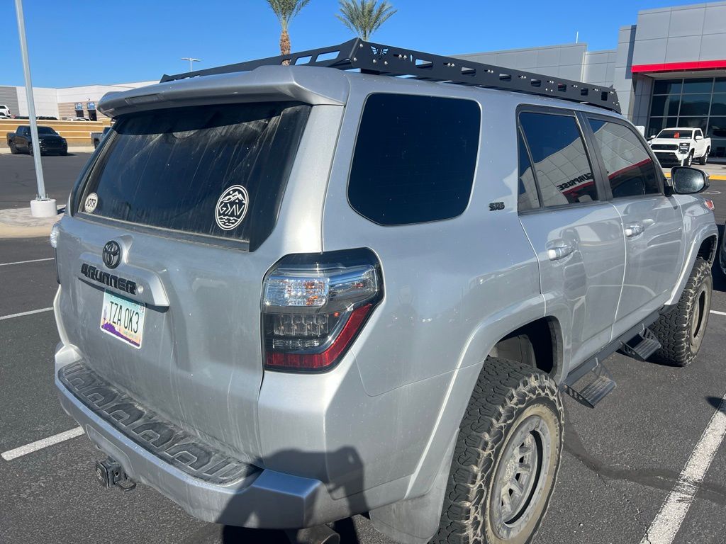 Thumbnail: 2019 Toyota 4Runner - 4