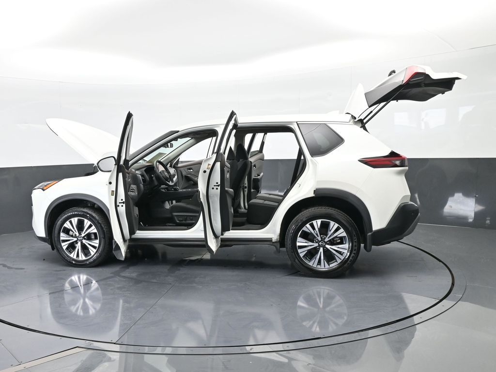 Used 2023 Pearl White Tricoat Nissan SV image 74