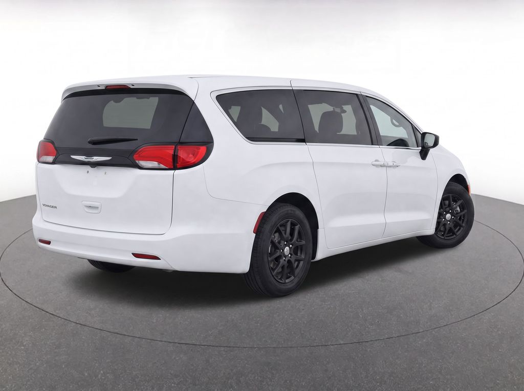 2022 Chrysler Voyager LX White at Phil Fitts Ford