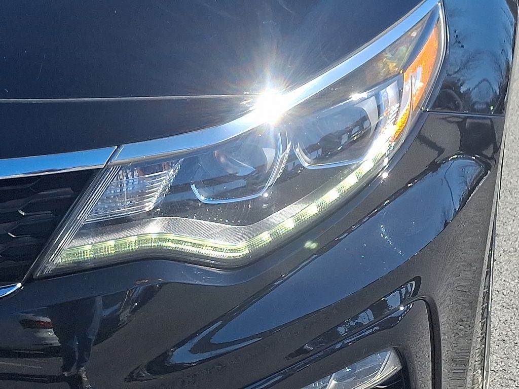 Thumbnail: 2019 Kia Optima - 9