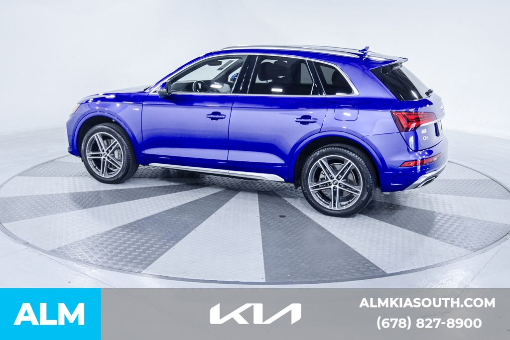 2022 Audi Q5 55 Premium photo 2