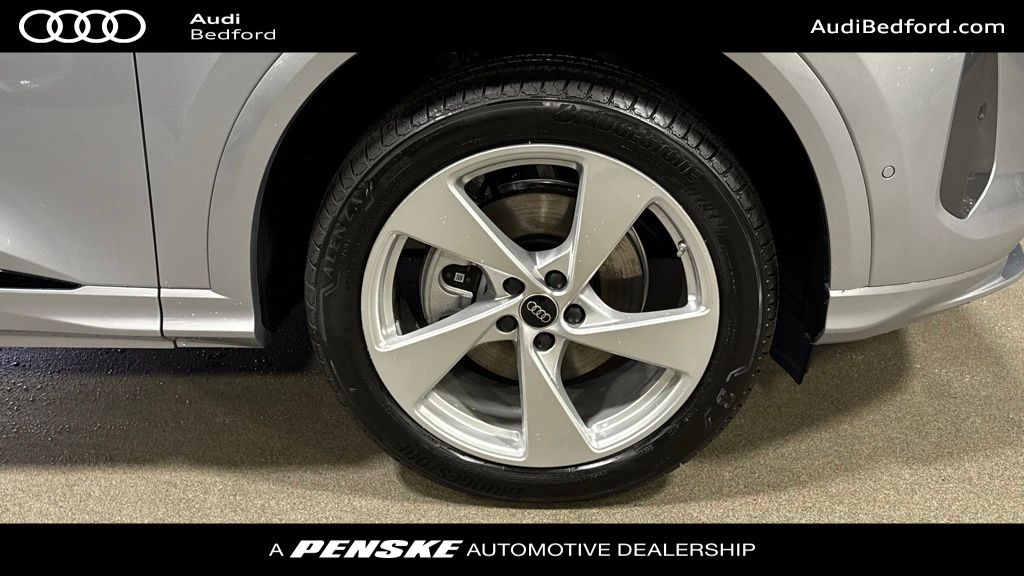 Thumbnail: 2025 Audi Q5 - 9