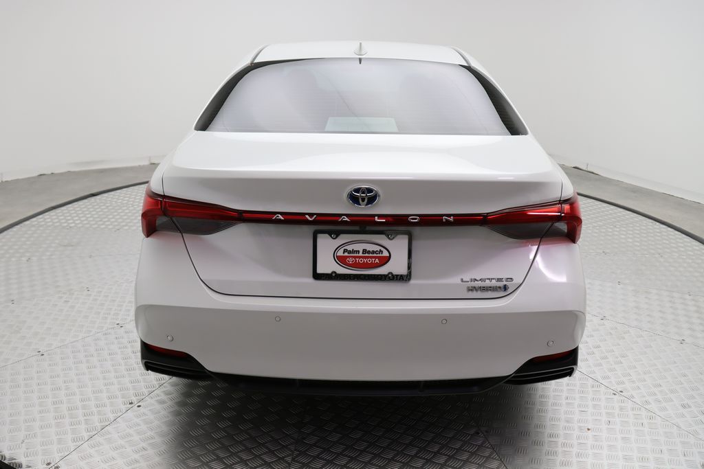 2020 Toyota Avalon Limited 10